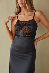 Selma Twist Lace Maxi Dress